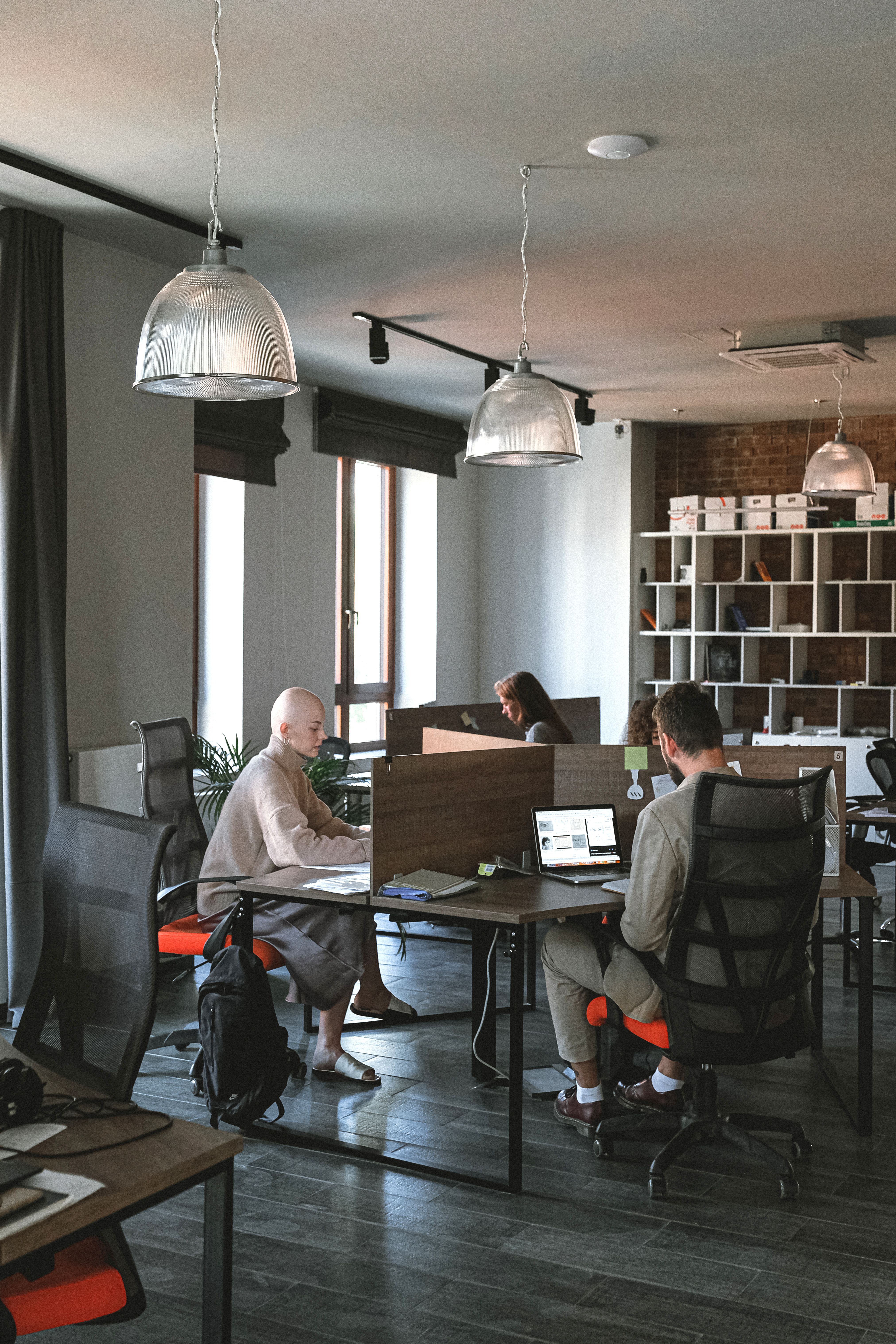 Built to Suit ou coworking corporativo: quando escolher cada um?